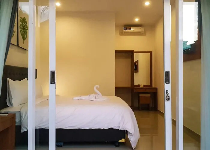 Sari Bali House ベッド・アンド・ブレックファスト ケロボカン