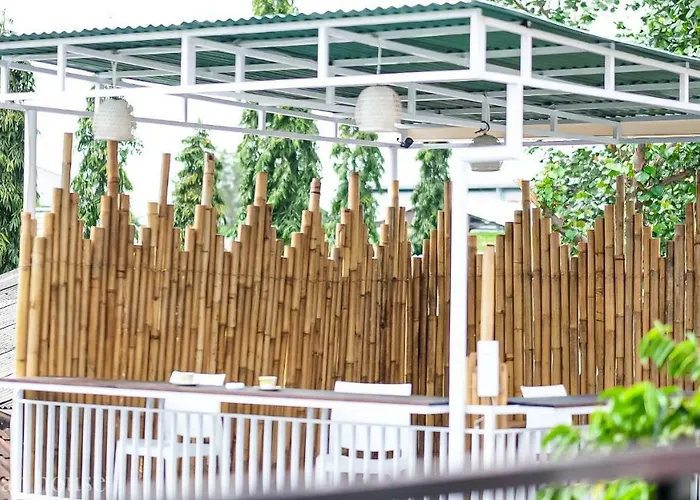 Sari Bali House ベッド・アンド・ブレックファスト ケロボカン