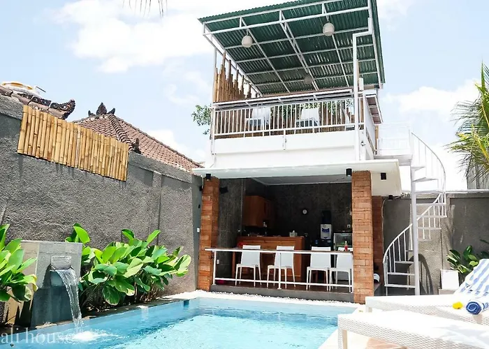 Sari Bali House ベッド・アンド・ブレックファスト *