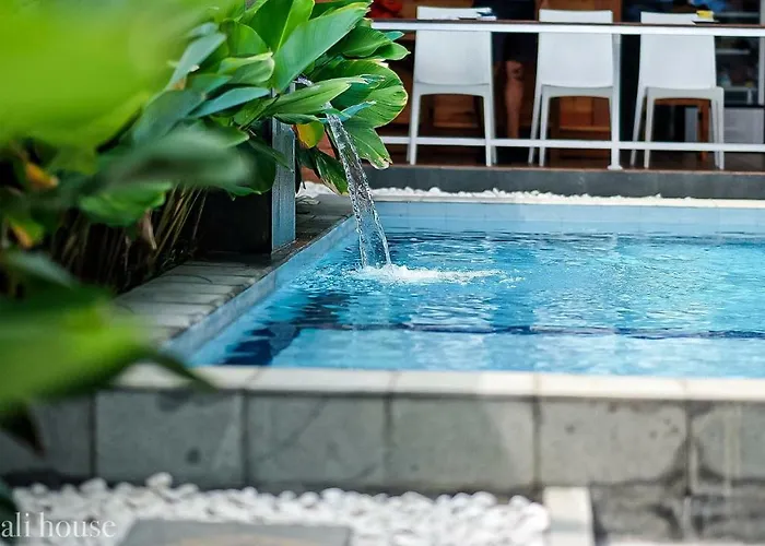 ベッド・アンド・ブレックファスト Sari Bali House *